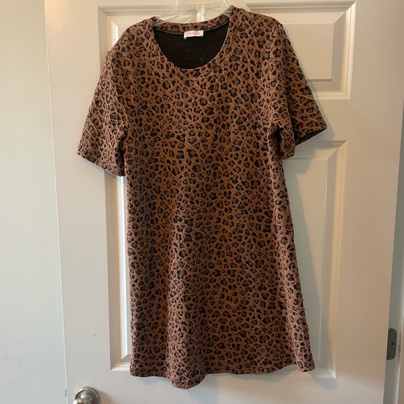 Pink Lily Leopard Print Dress - Picture 2 of 5